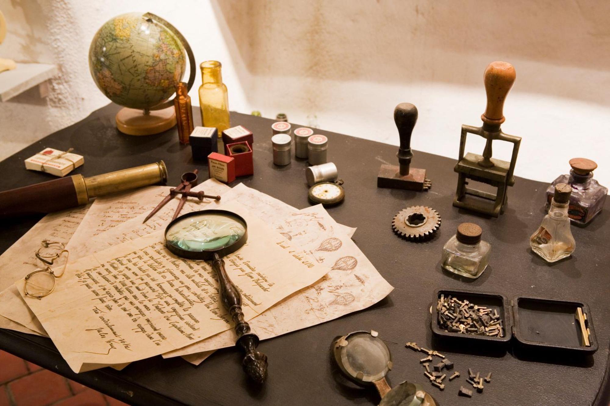 Surprenantes- Jules Verne ภายนอก รูปภาพ